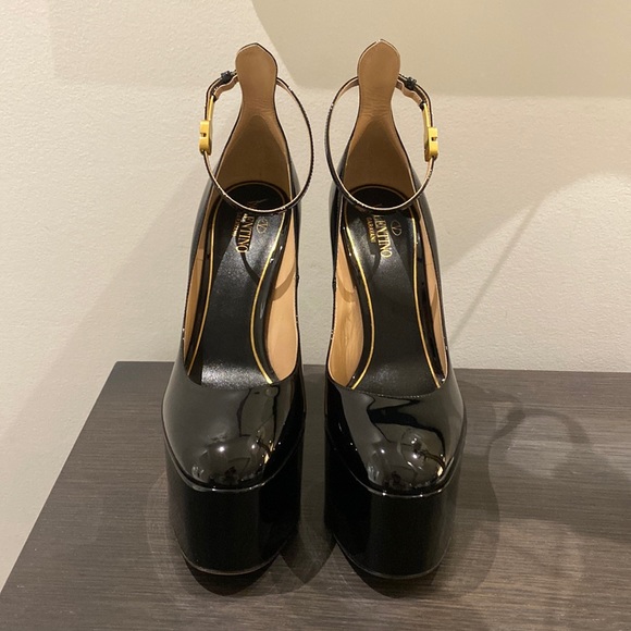 VALENTINO GARAVANI - TAN-GO PLATFORM PUMP IN PATENT LEATHER 155 MM - Picture 3 of 7